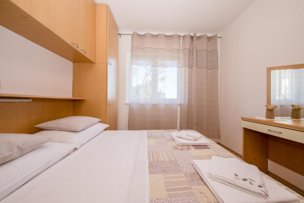 Apartment Marisol Barbat Barbat na Rabu Exterior photo